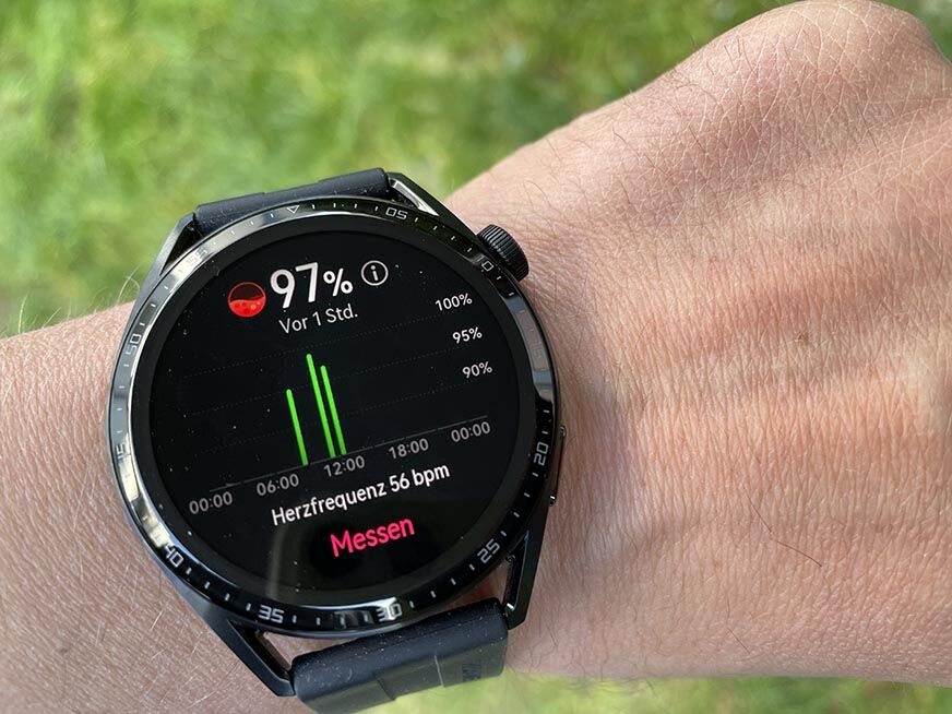 Man sieht die Messung der Sauerstoffsättigung auf der Huawei Watch GT 3.